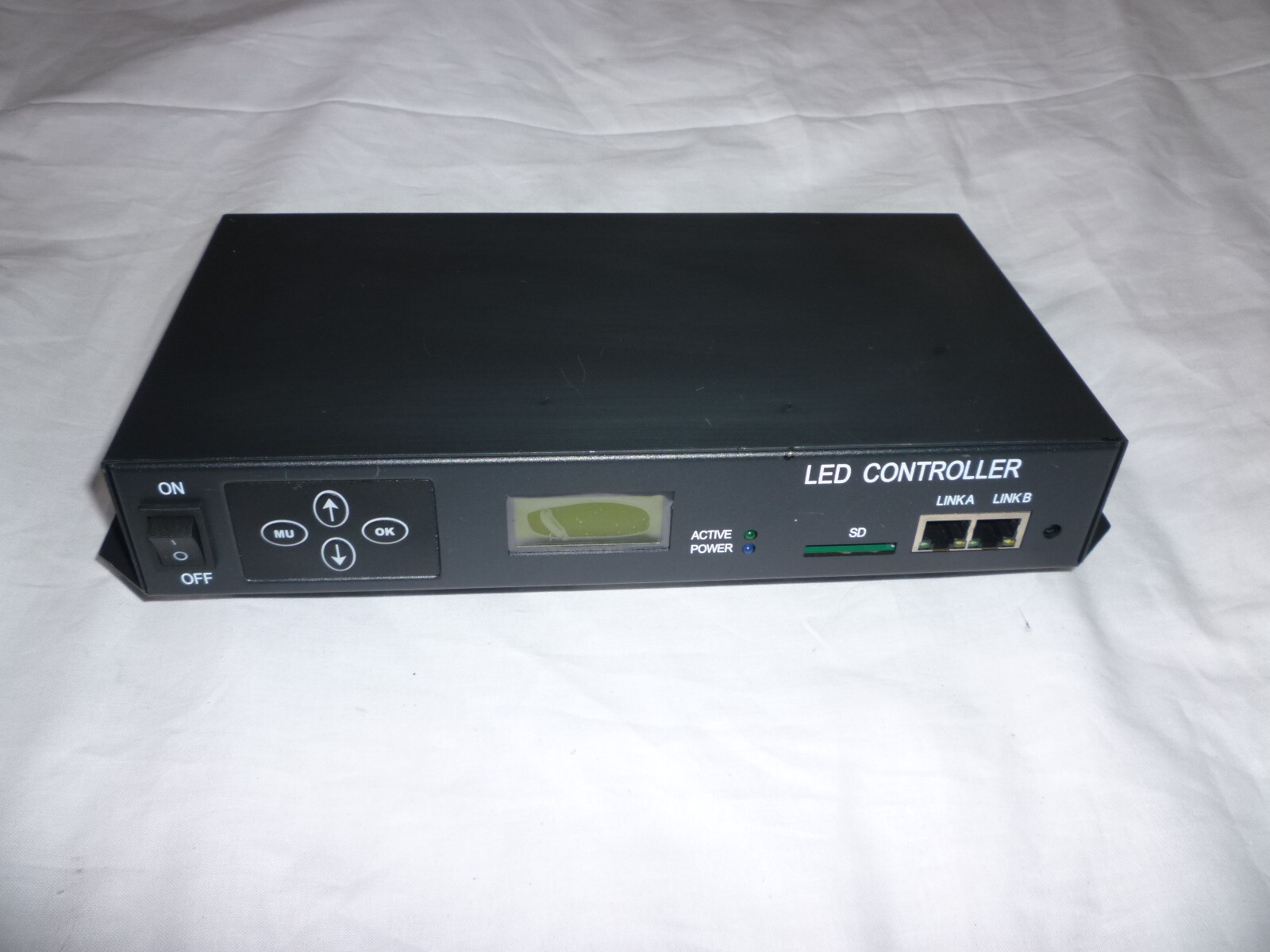 LED 8 PORT SD CARD CONTROLLER