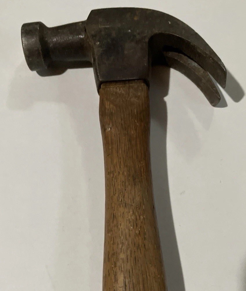 Vintage Arrow Wooden Handle claw hammer