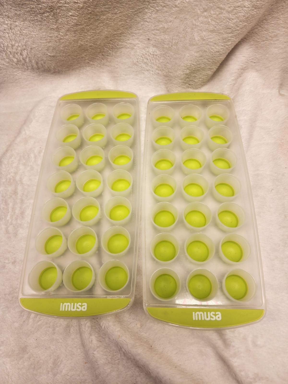 IMUSA Green Pop Out Flexible Ice Cube Tray Lot 2
