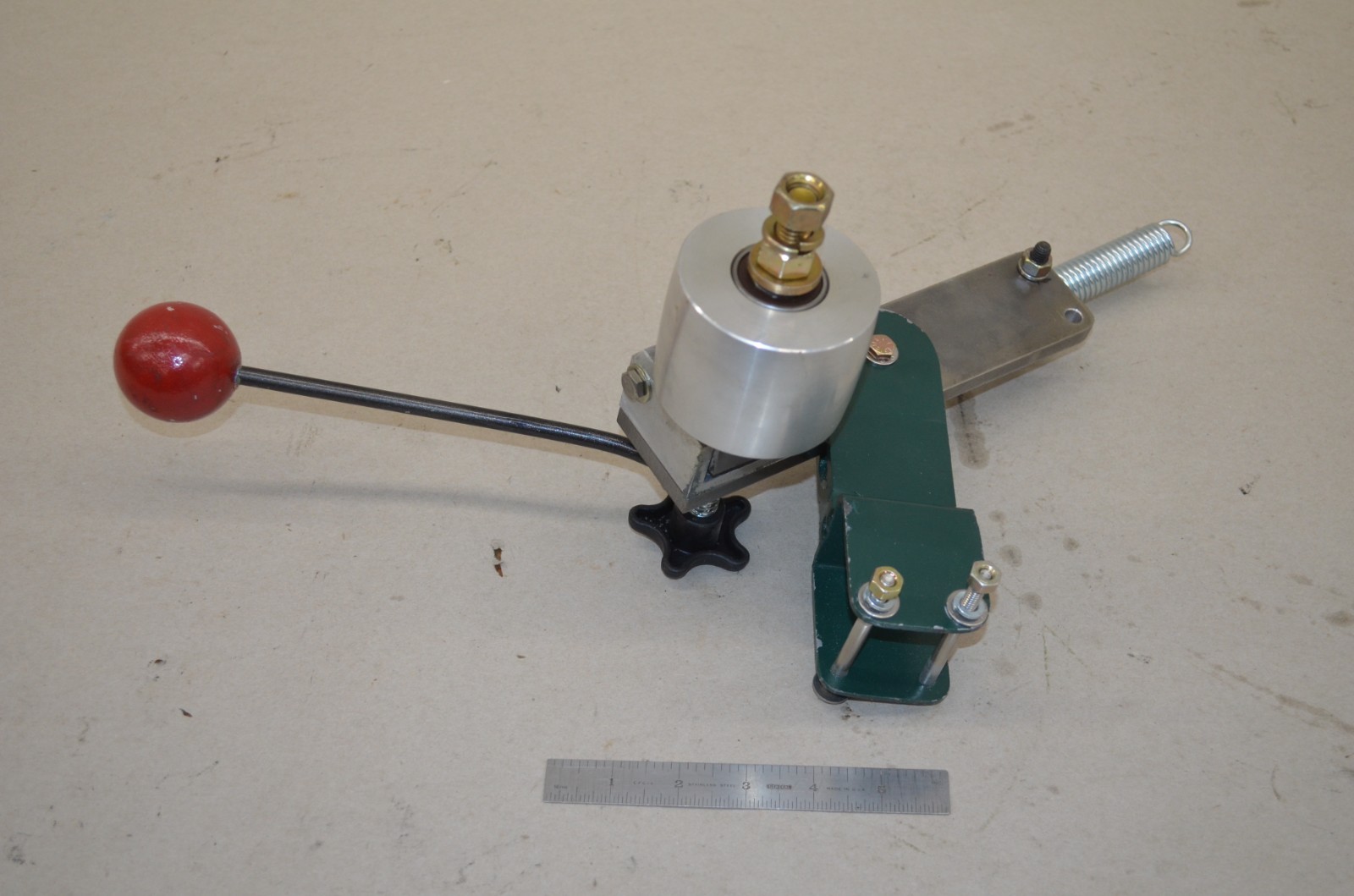 Bet Sander / Grinder Idler Tracking Wheel Assembly