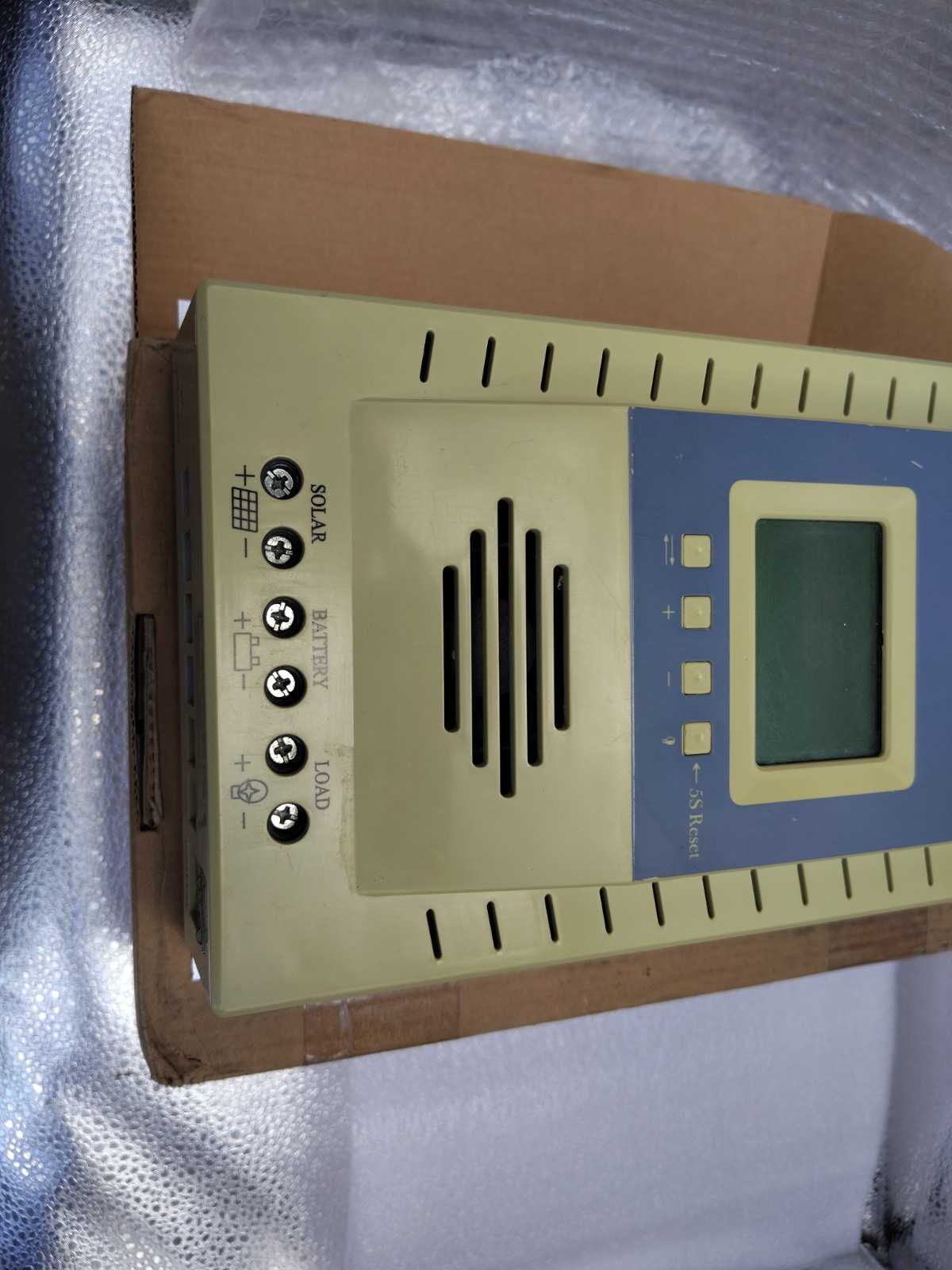 100A MPPT Solar Power Charge Controller K100 Pro (FOR PARTS)