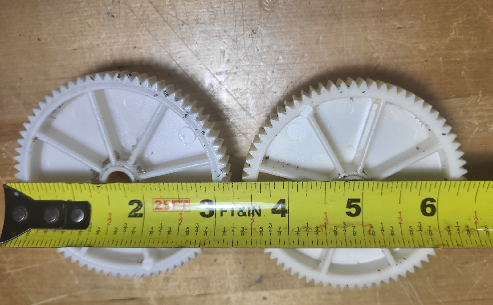 5 Matching Plastic Gear Set - General Purpose Use Preowned