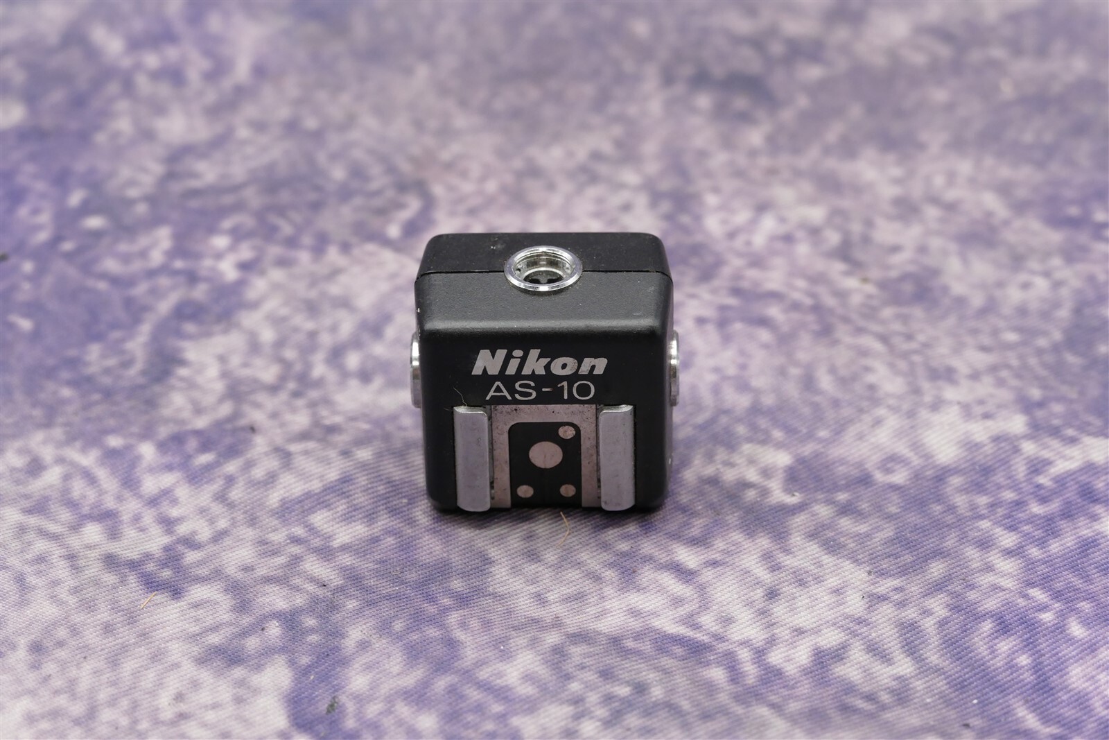 AS-10 TTL Multi-Flash Adapter