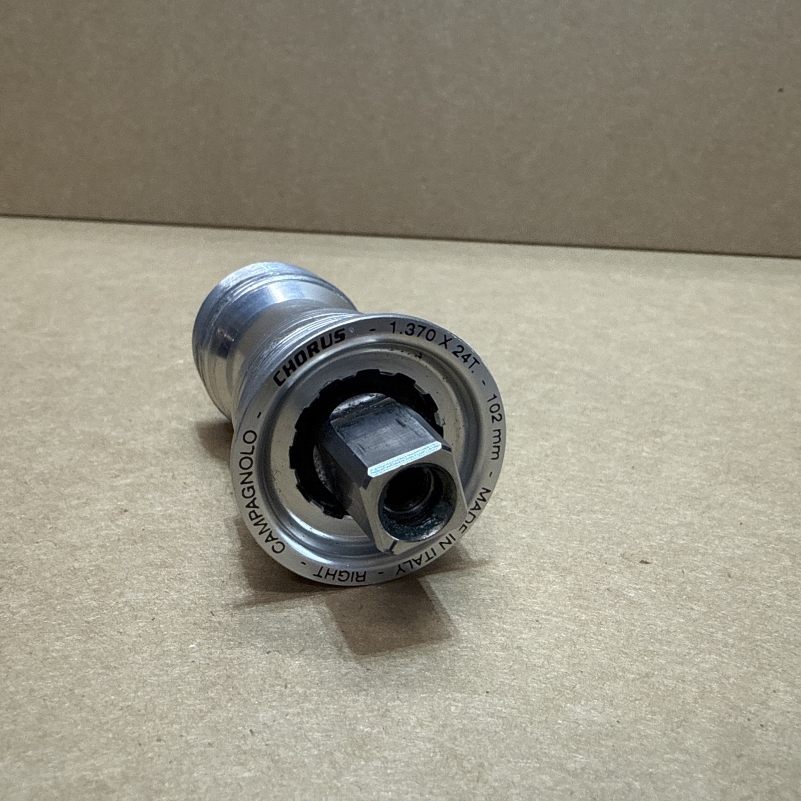 Campagnolo Chorus 68mm Englsih Thread Square Taper Bottom Bracket 102mm mwl54