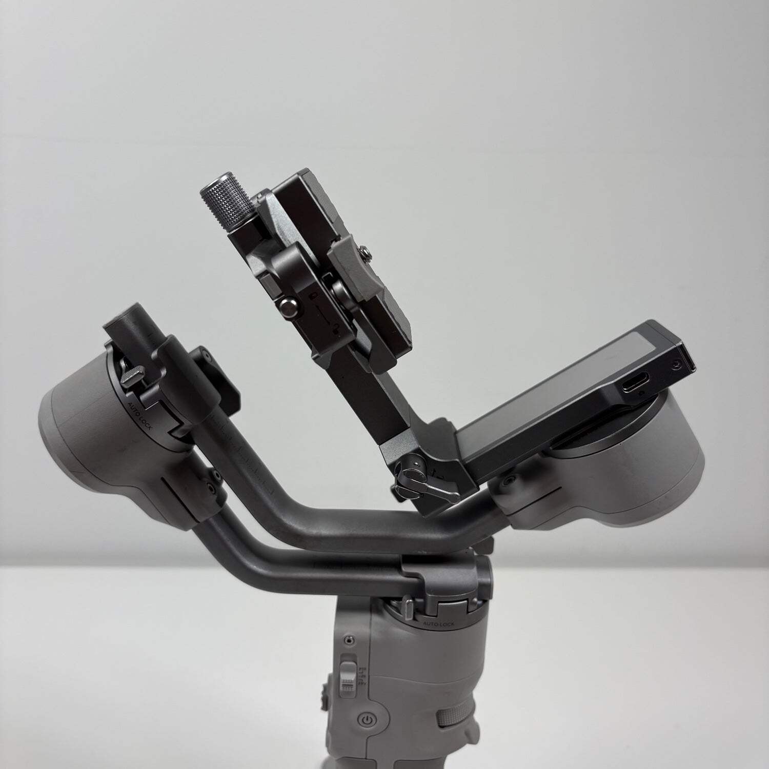 DJI RS4 Mini Handheld Gimbal Stabilizer P24M