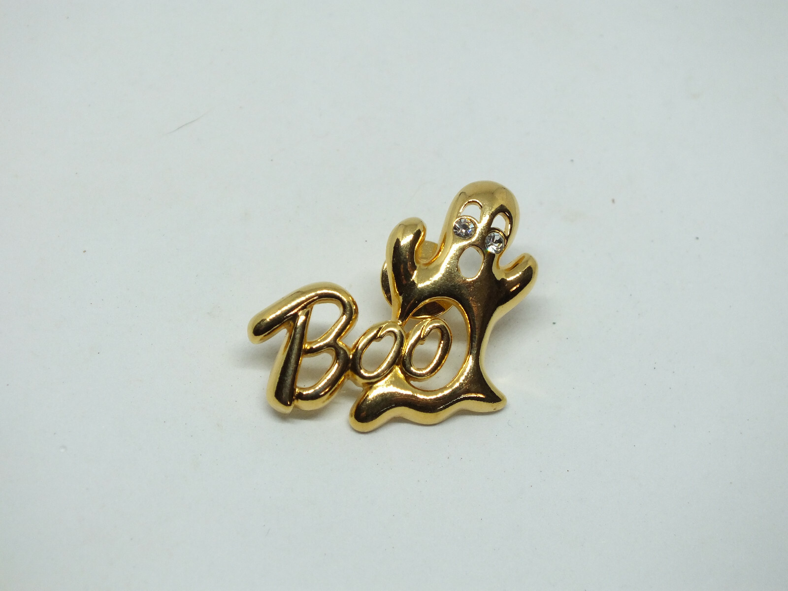 Beautiful Brooch Gold Tone Clear Rhinestones Halloween Ghost BOO 1 1/2 x 1 1/4"