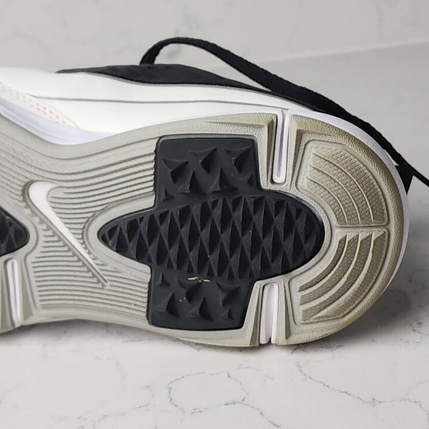 Nike Men's Explorer 2 Golf Shoes 849957-005 Size 7 Black White Metallic Silver