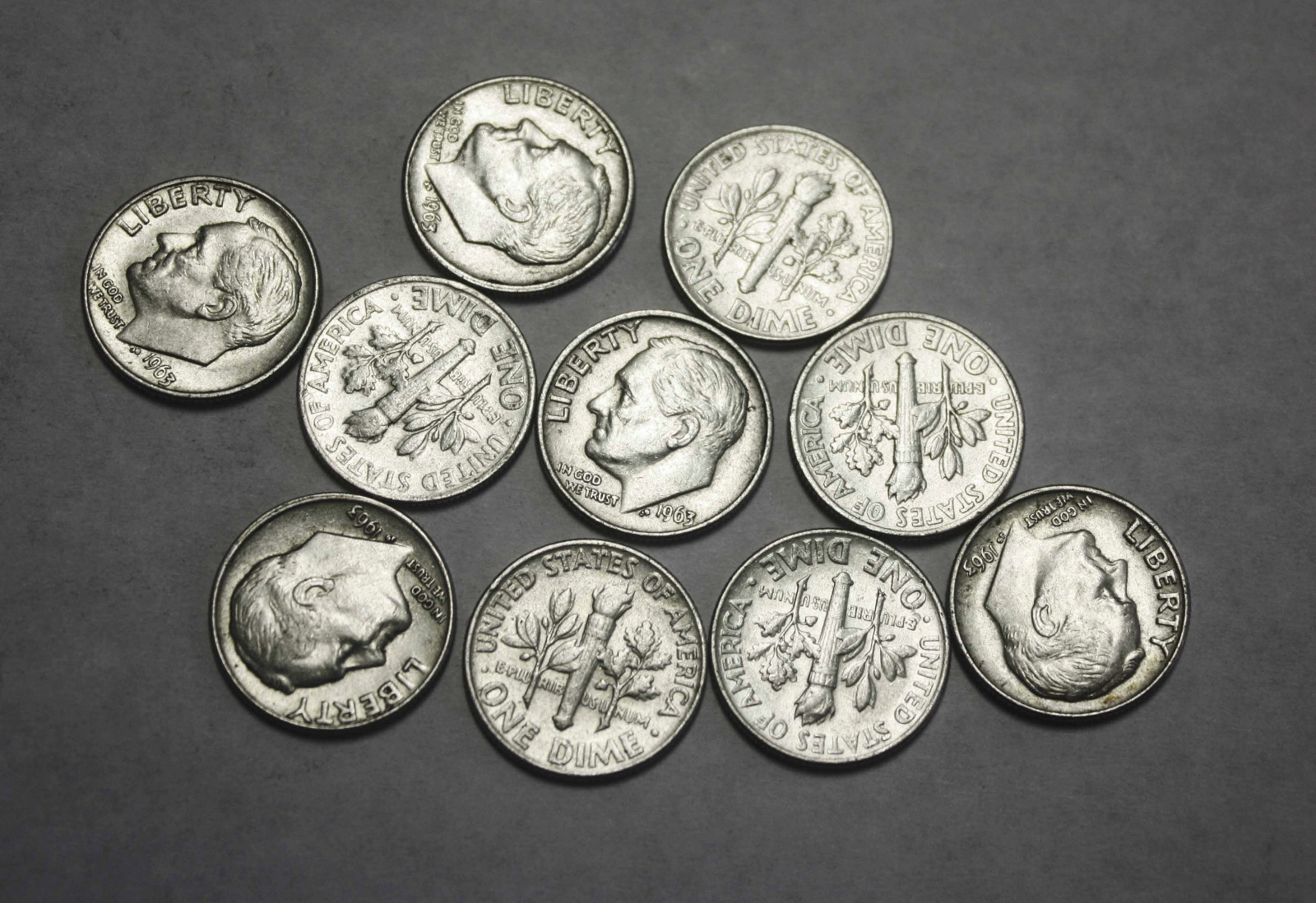 1963-p Roosevelt  Dime. Average Grade of Coin You Will Receive is Photographed