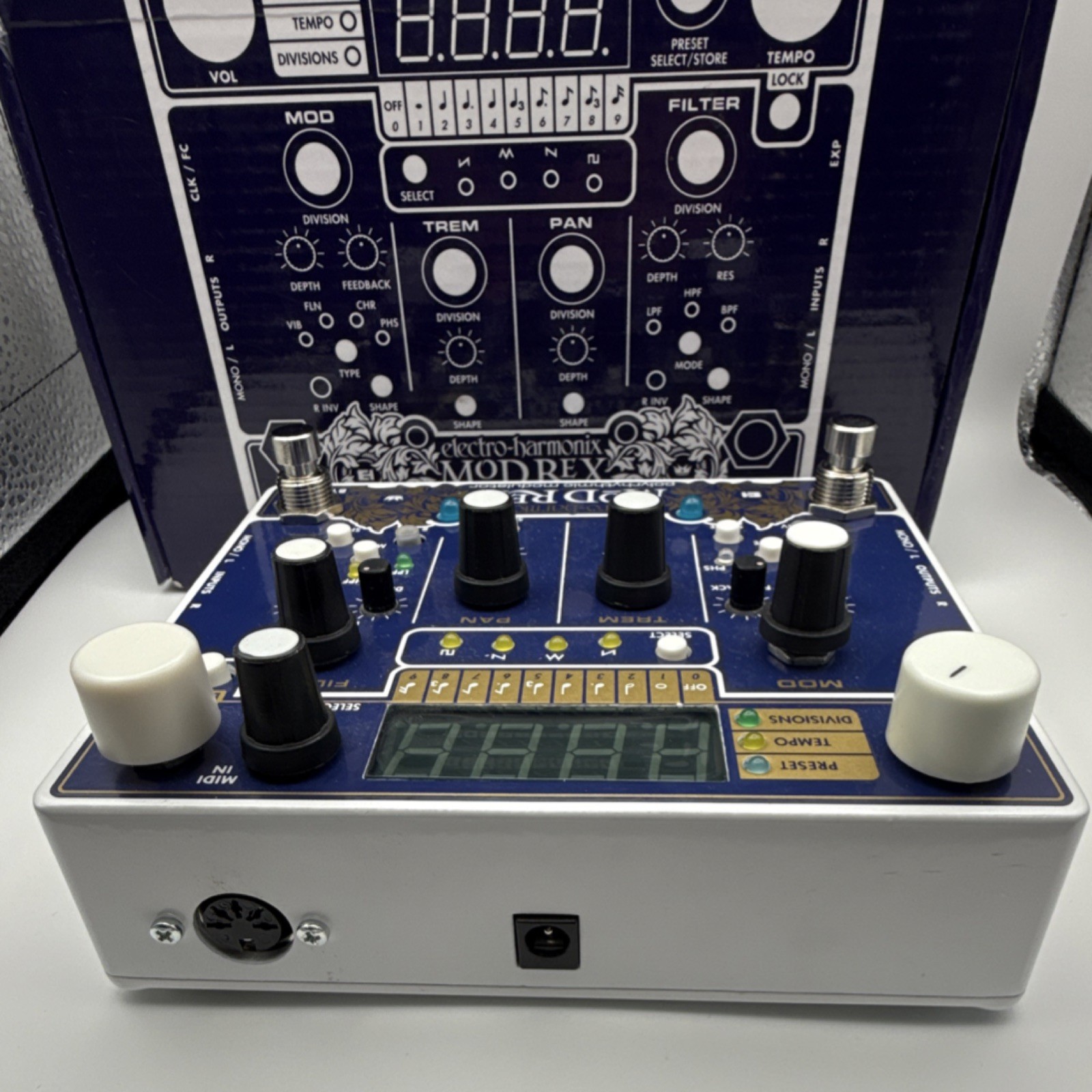 Electro-Harmonix MOD REX Digital Polyrhythmic Modulator Tremolo Filter Pedal