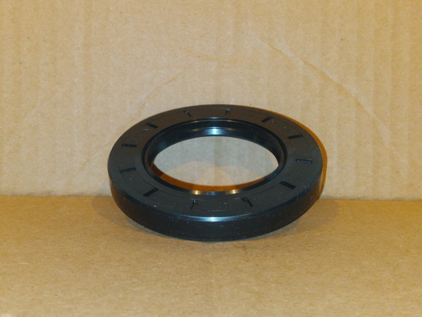 Hub Wheel Seal JLG 10011023549 Seal,Grease  FREE SHIPPING