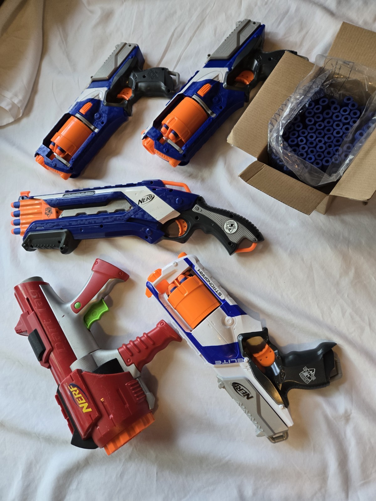 Nerf Gun Arsenal! Lot Of 5 With 95  Rounds Total Dart Tag Strongarm Roughcut 2x4