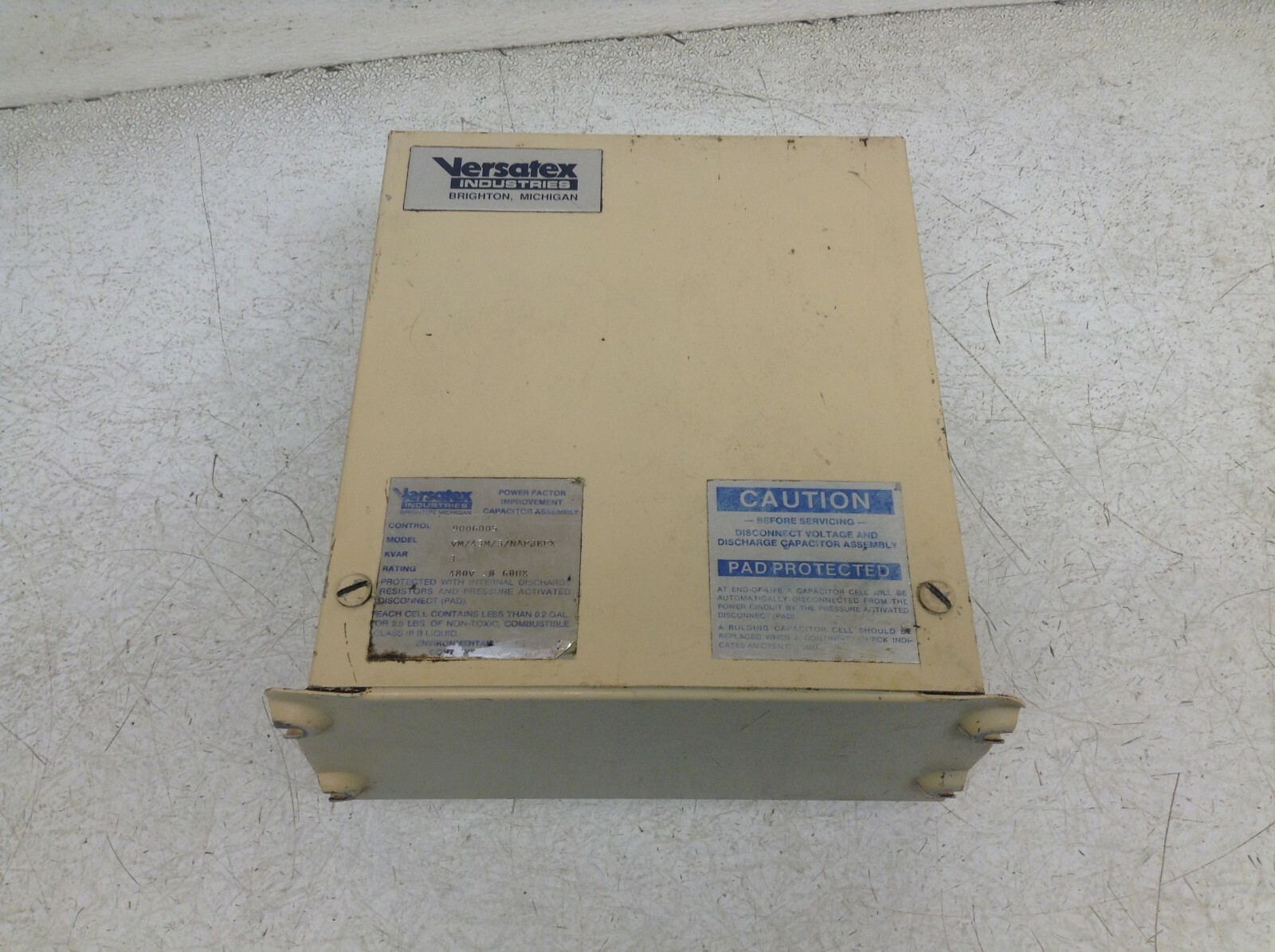 Versatex VM/43M/3/NAF3EFX Power Capacitor 480 V 3 PH 3 kVAR VM43M3NAF3EFX (TSC)