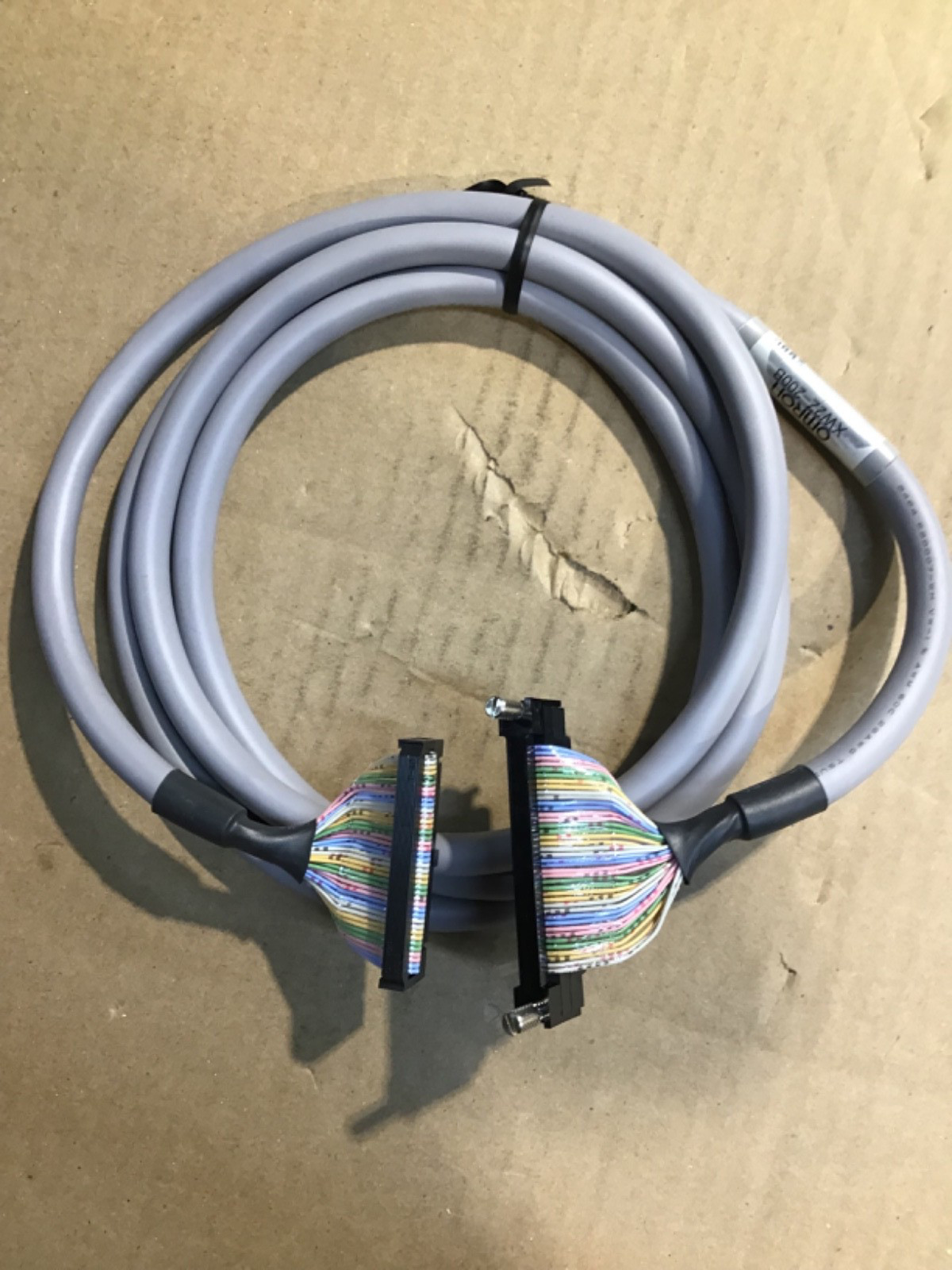 OMRON MODEL XW2Z-200B CONNECTOR CABLE ASSY. NEW NO BOX