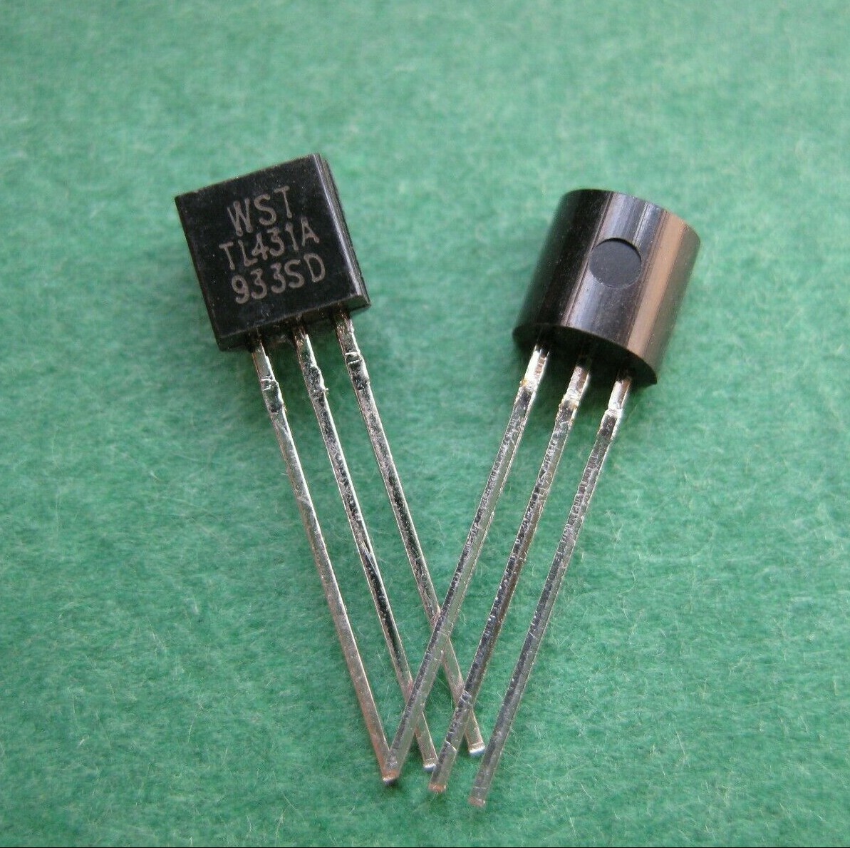 100pcs New TL431A TL431 431 Precision Shunt Regulators TO-92