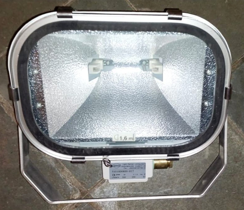 LIGHT PARTNER ST76 500 W 230 V/A IP67 FLOODLIGHT 5101000800-017