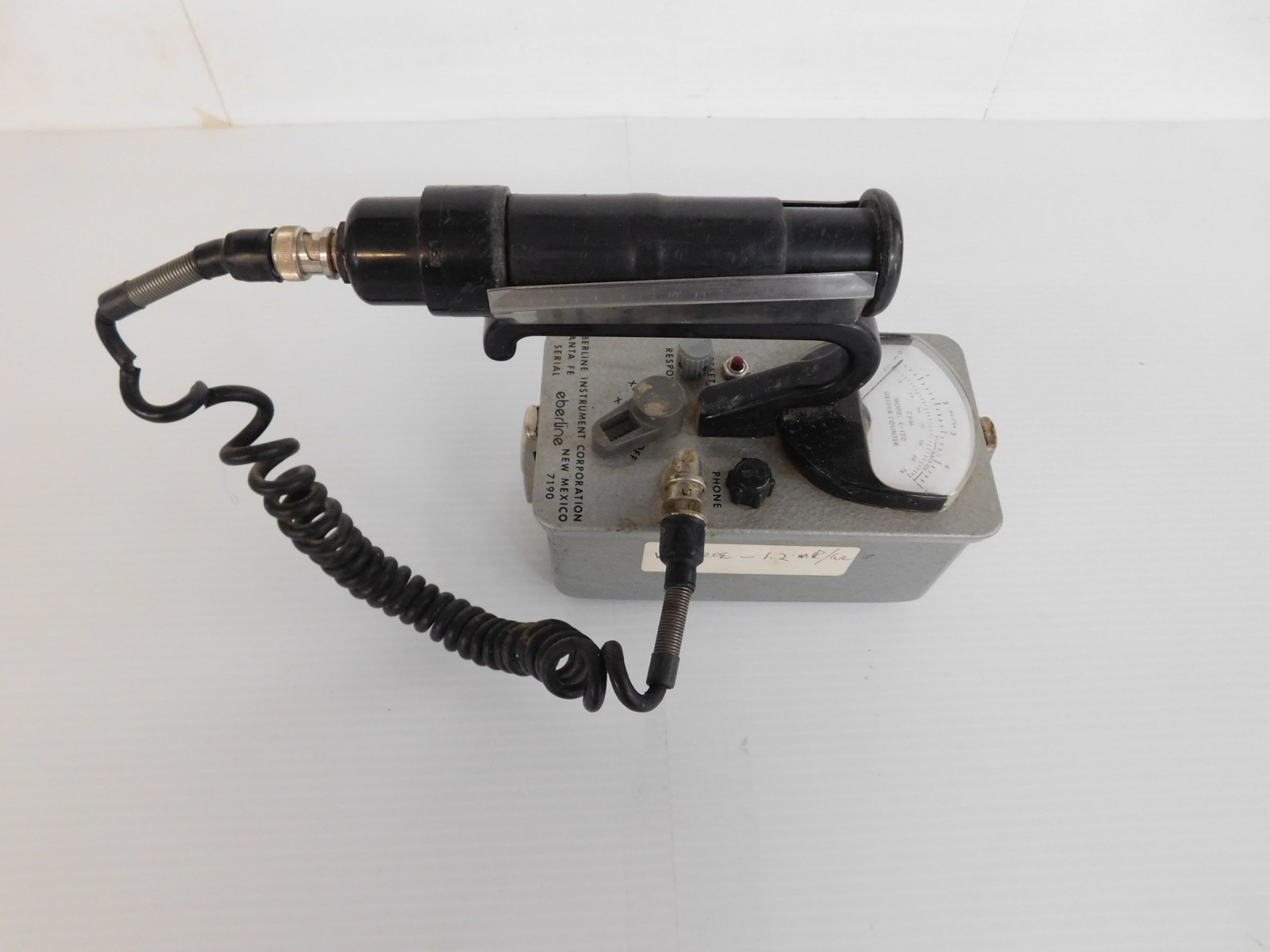 EBERLINE INSTRUMENT CORP MODEL E-120 GEIGER COUNTER (LKP152)