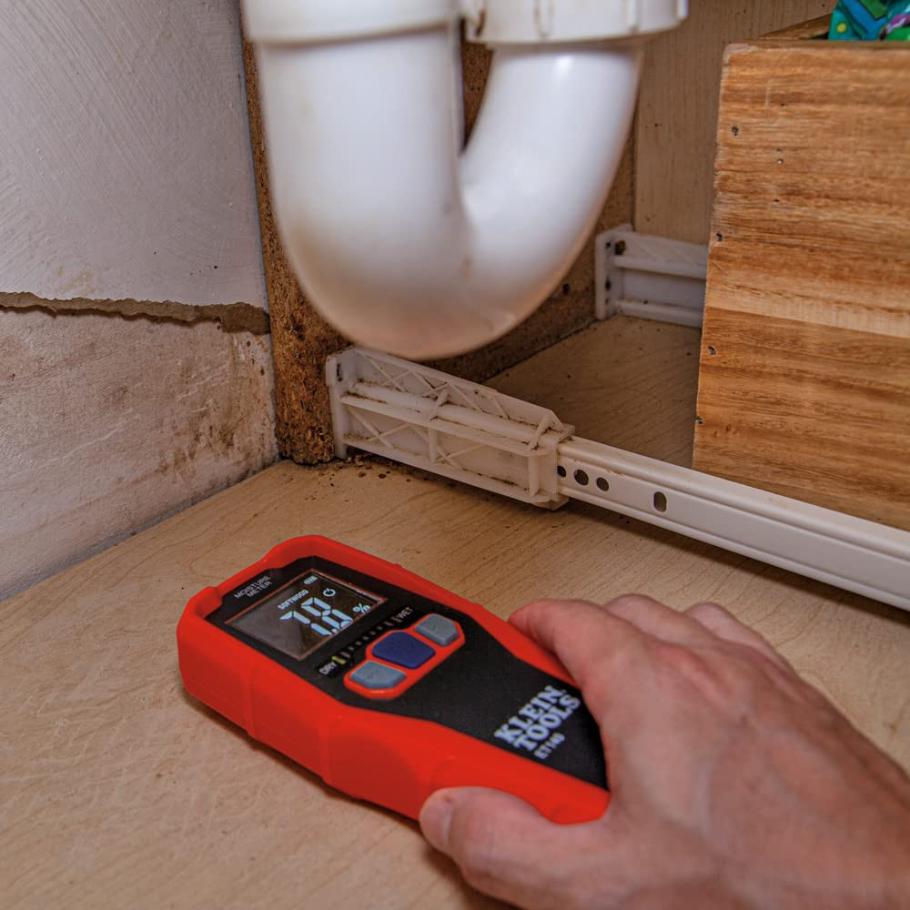 Klein Tools ET140 Pinless Moisture Meter for Non-Destructive Moisture Detection