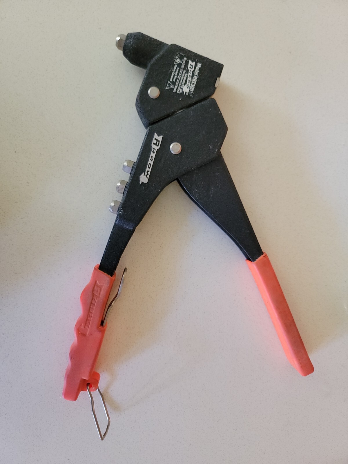 Arrow Swivel Rivet Tool RHT300