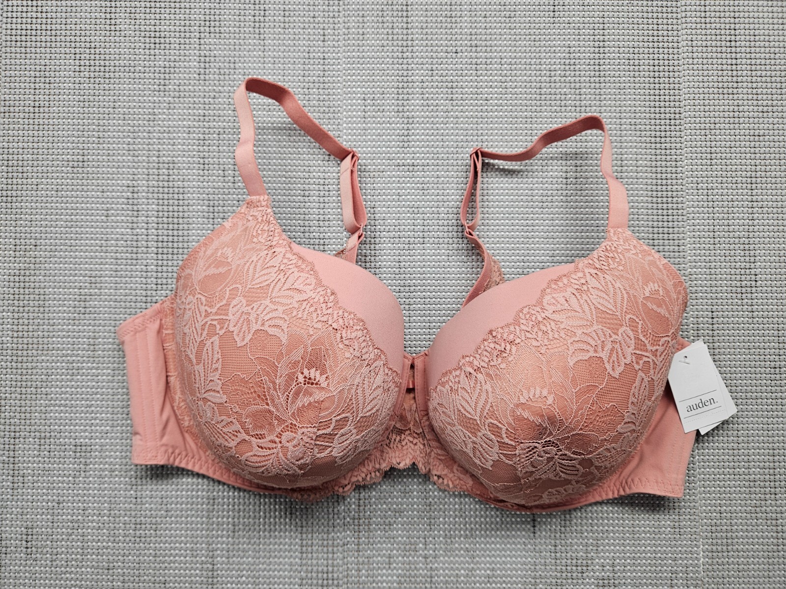 Auden Women's Lightly Lined Balconette Bra Size 46DDD Pink