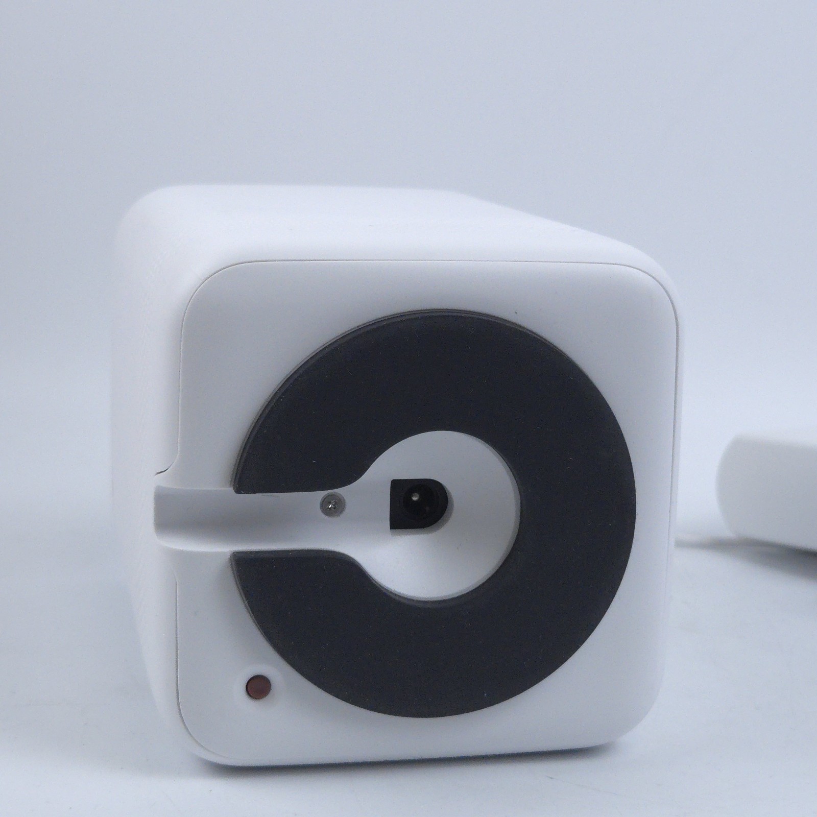 BLUE By ADT Smart Home Hub (S40LR0-01)