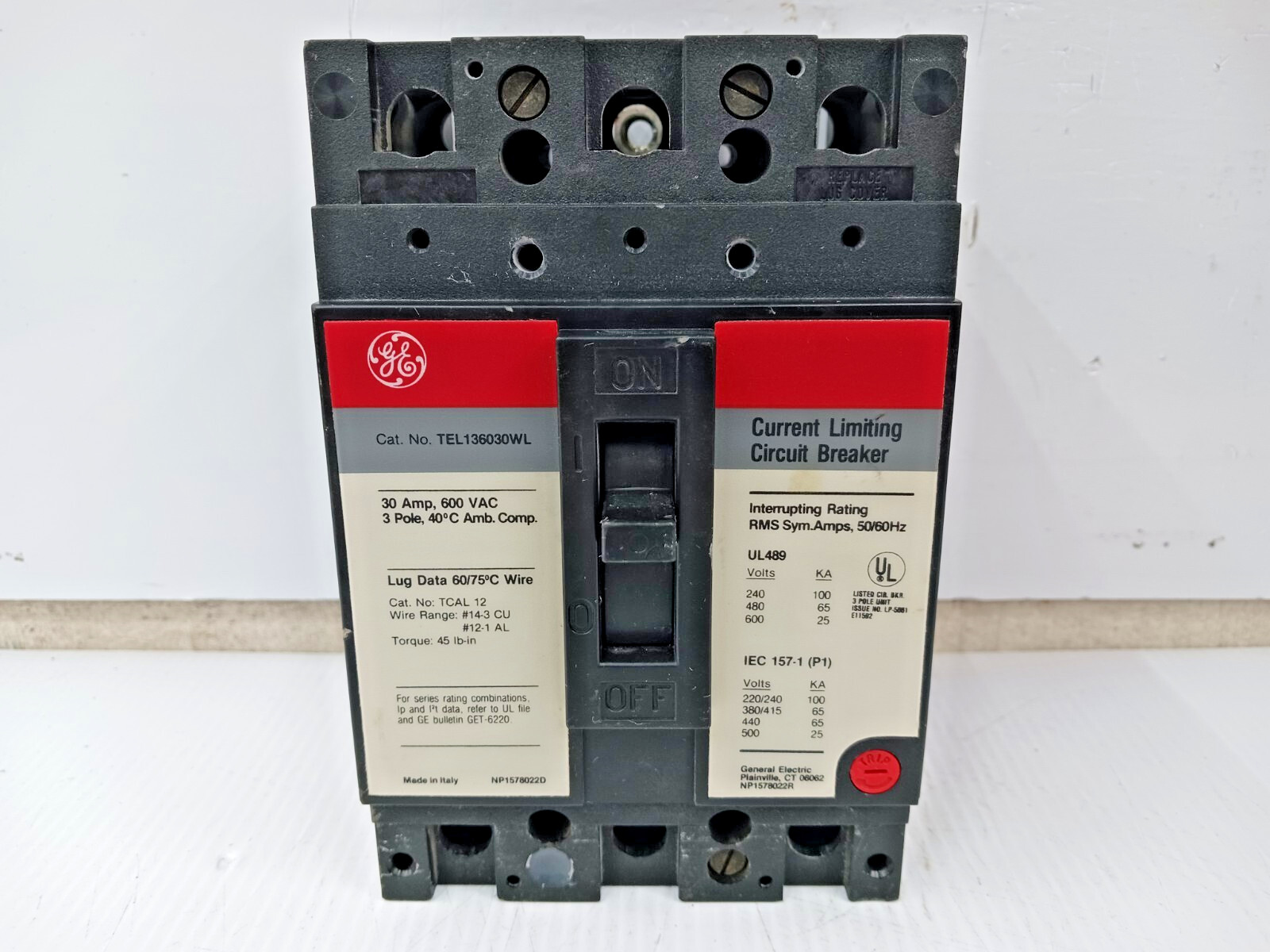 GE 30 Amp Current Limiting Circuit Breaker 3 Pole 600 VAC 65kA TEL136030WL