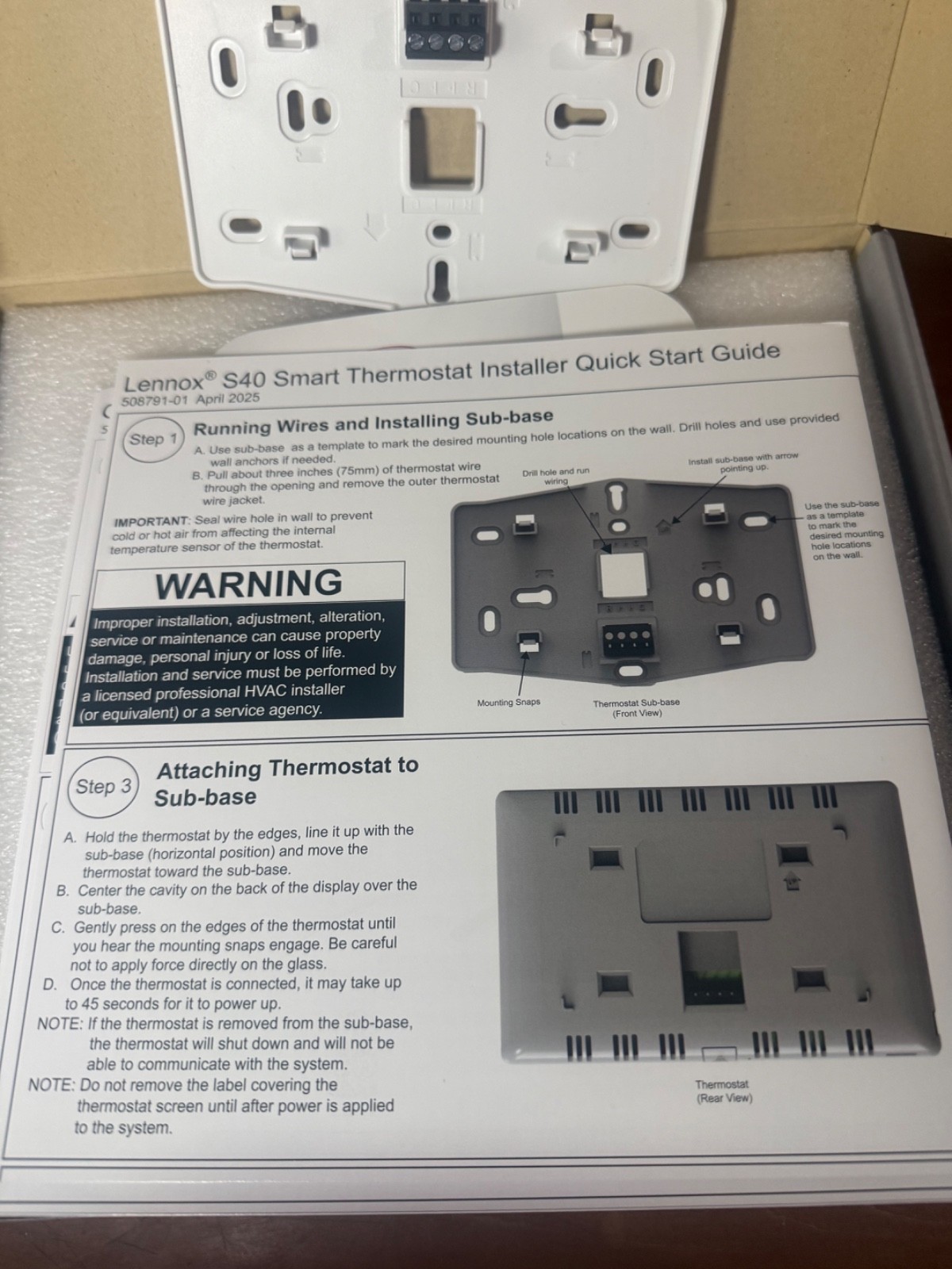 Lennox S40 (22V24) Smart Thermostat with Touchscreen