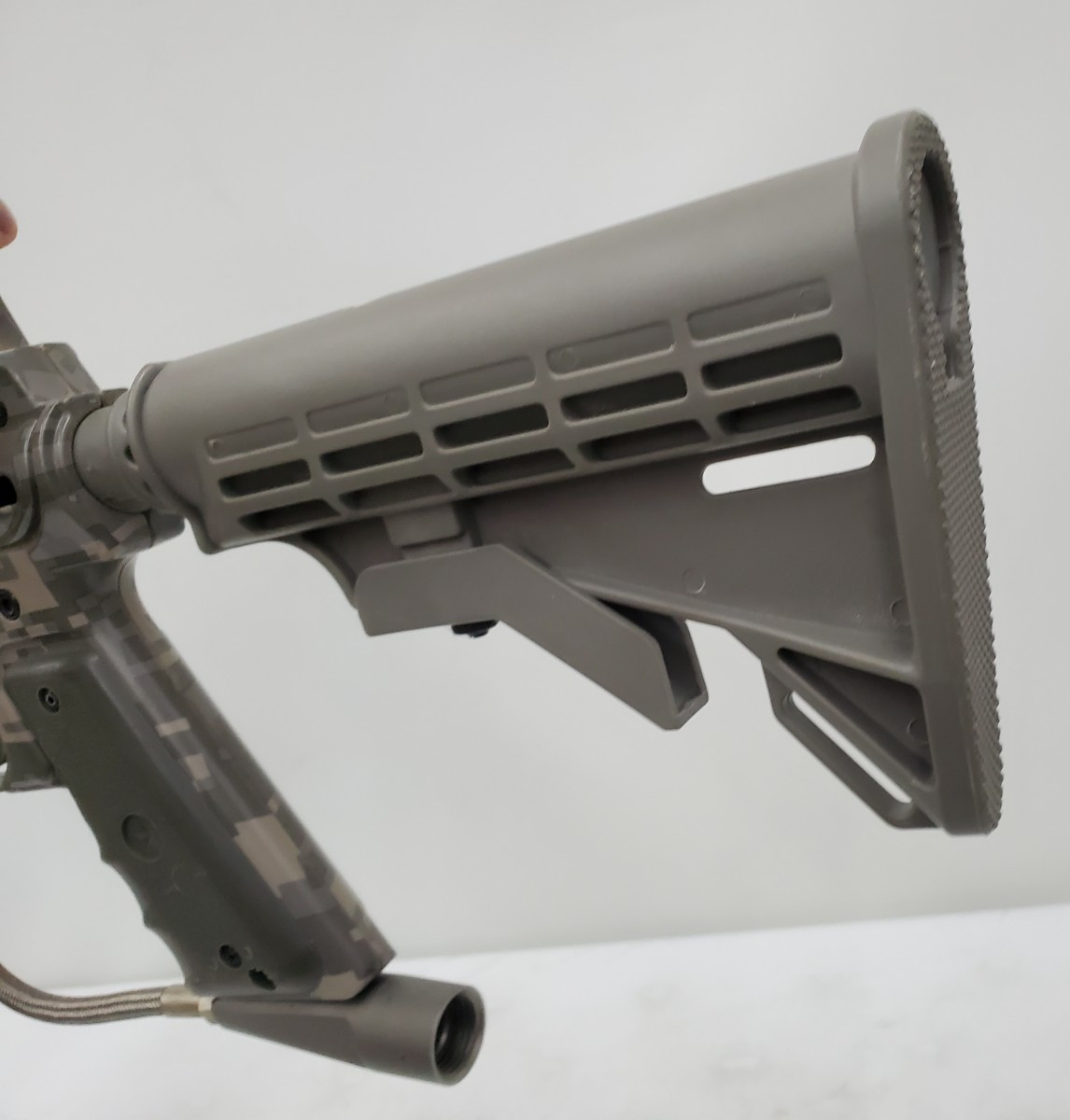 ALPHA BLACK PAINTBALL MARKER (132489-3 AR BY27)