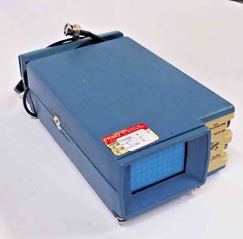 TEKTRONIX 221 VINTAGE OSCILLOSCOPE MINIATURE DC - 5 MHZ ANALOG SCOPE TESTED
