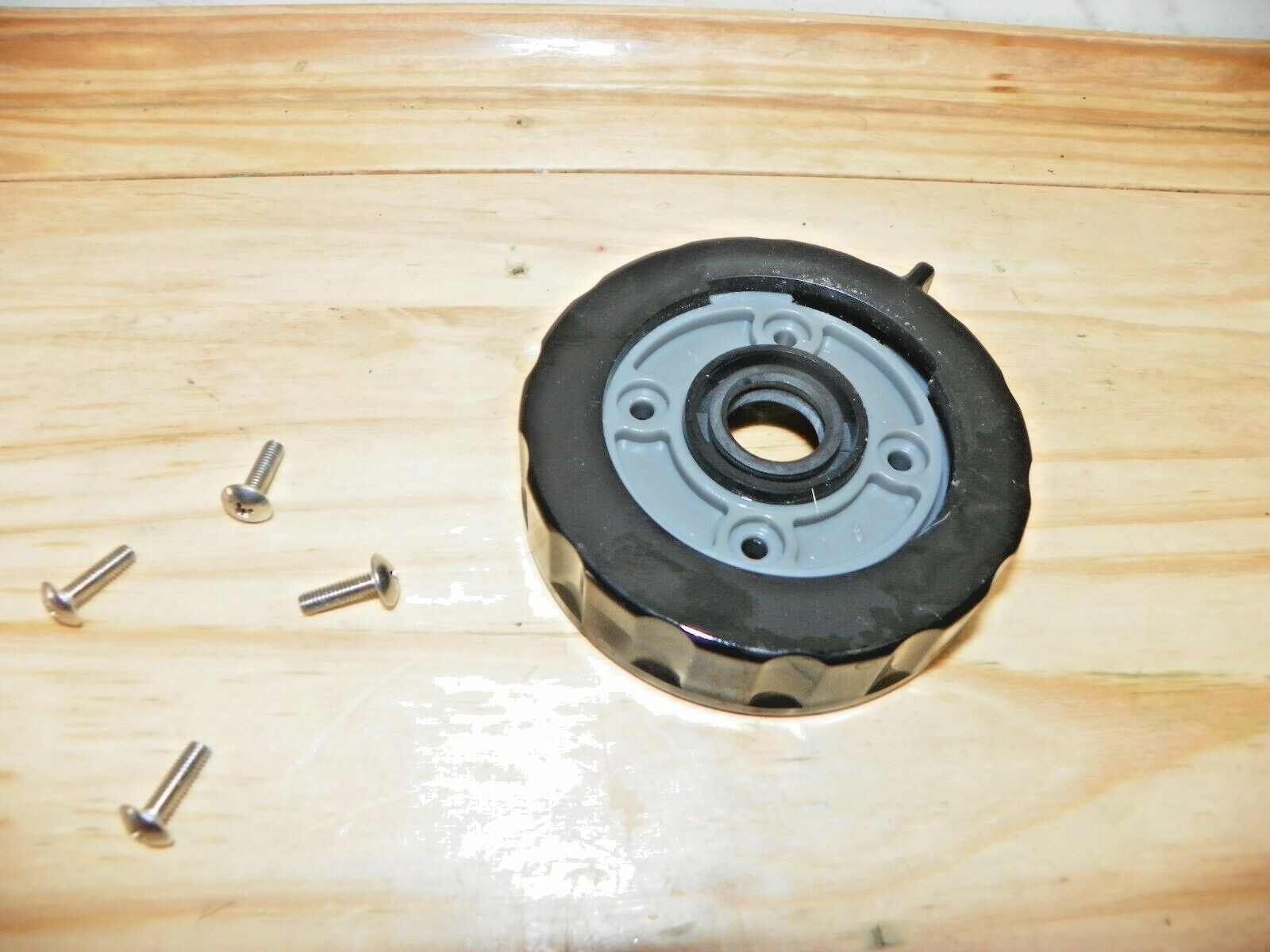 Omega Juicer 8003 8004 8005 8006 Replacement Part Base Ring Collar W/ Screws