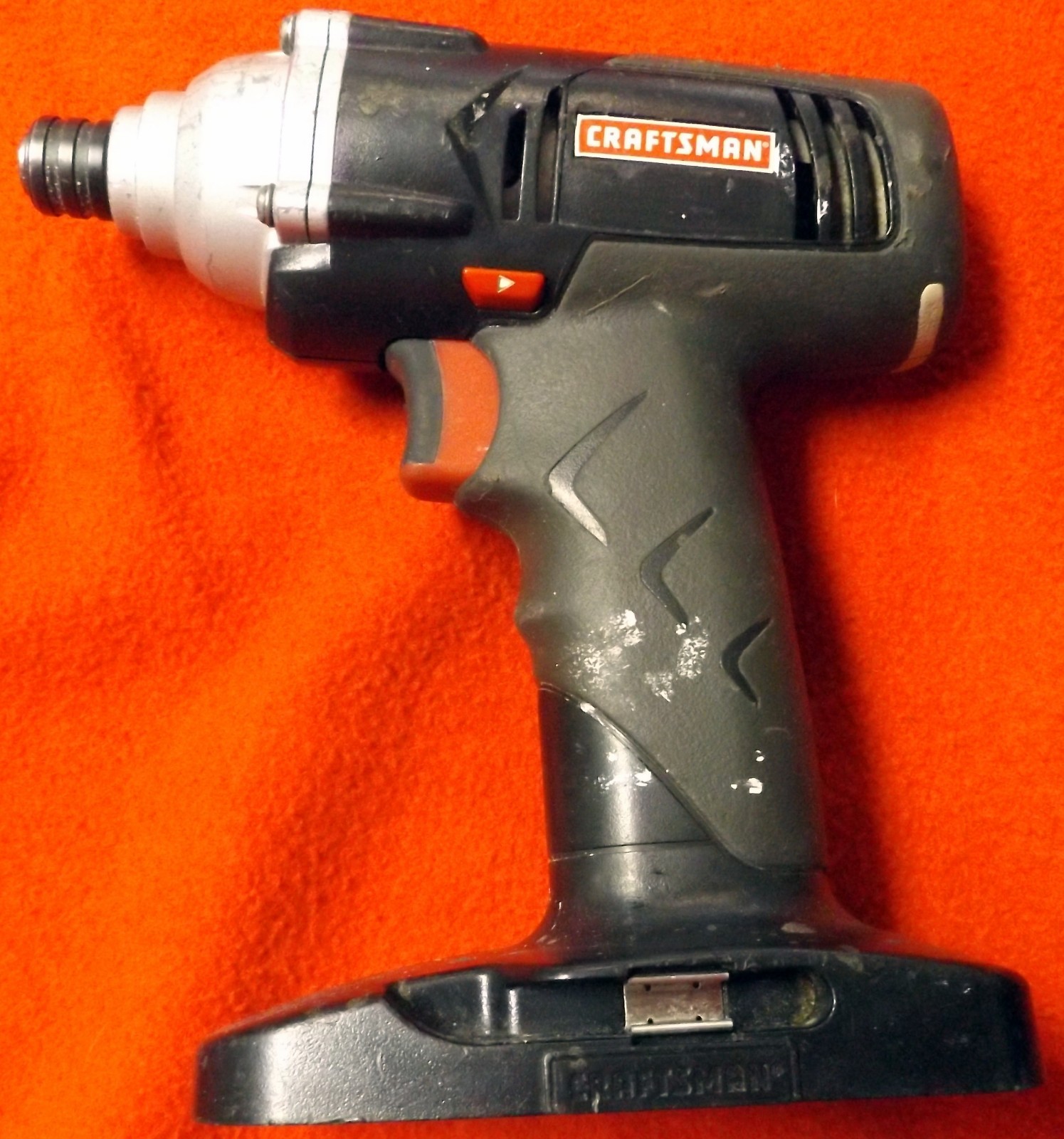 CRAFTSMAN 19.2 VOLT DRILL/IMPACT SET
