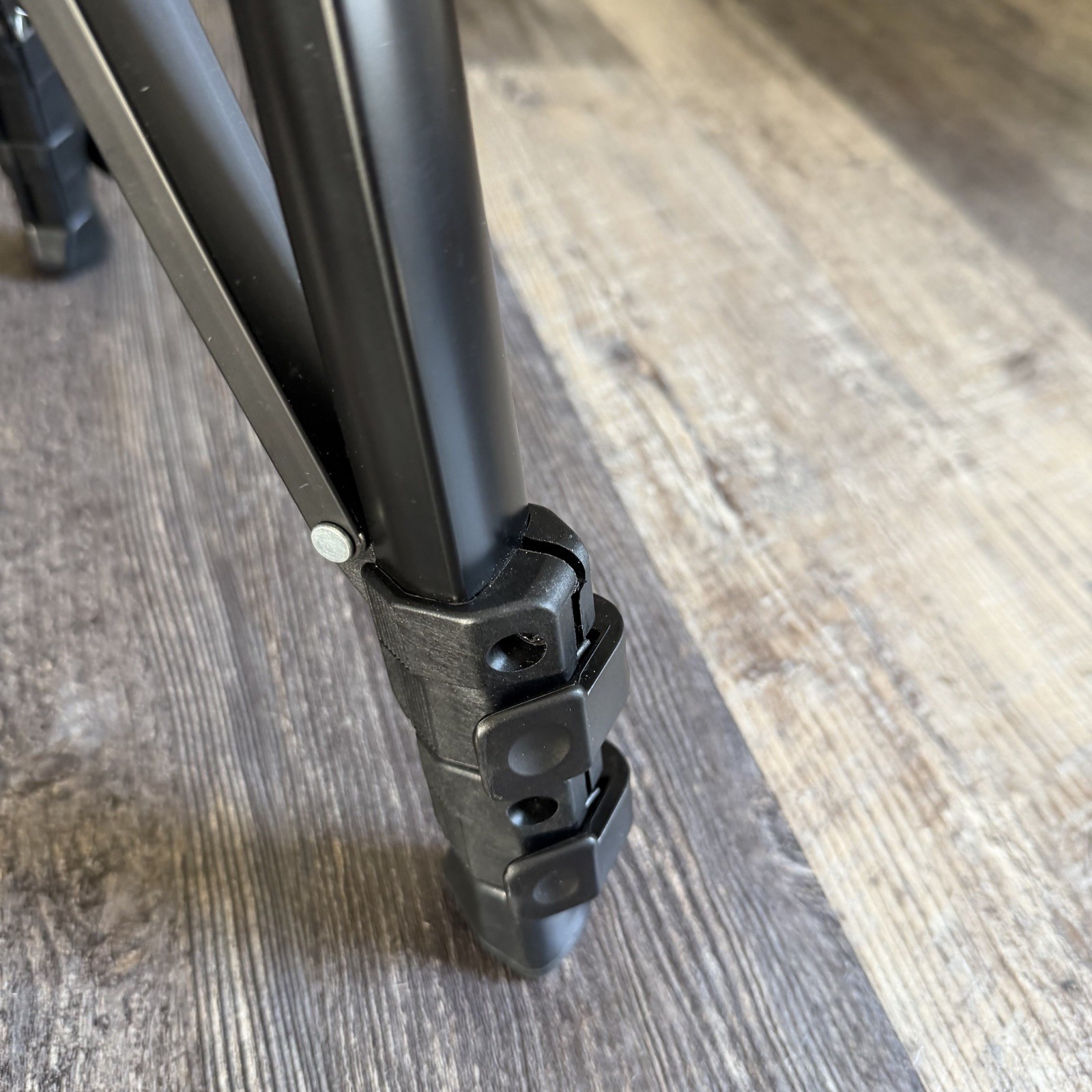 Sears Professional Camera Tripod 469 84044 Black Great Shape!