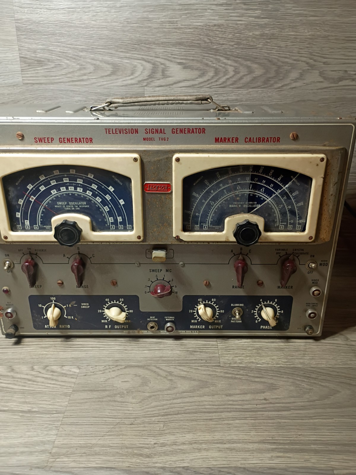 Jackson TVG-2 Vintage TV Sweep Marker Signal Generator Tube Tech