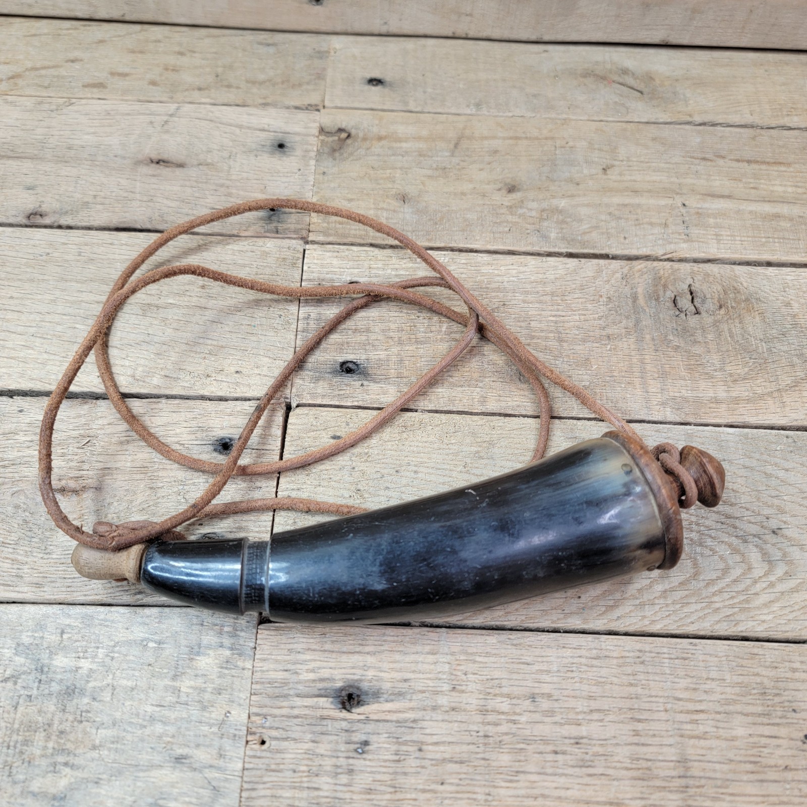 Vintage Powder Horn Flask Black Horn Wood Plug Leather Strap Priming Flask