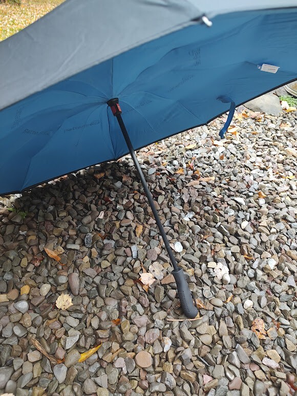 Better Brella Wind-Proof Reverse Open Upside Down wide Umbrella - Black/Blue
