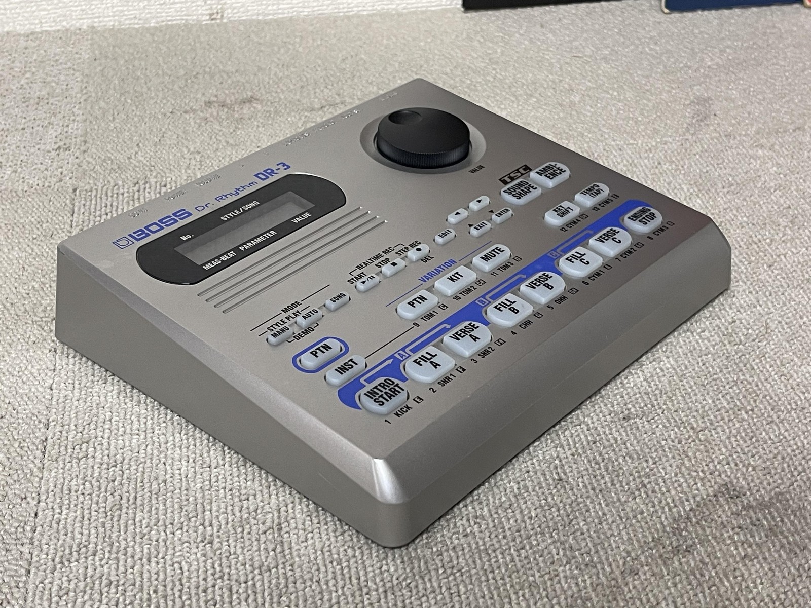 BOSS DR-3 Dr. Rhythm Drum Machine Digital Beat Maker MIDI TSC Used Excellent