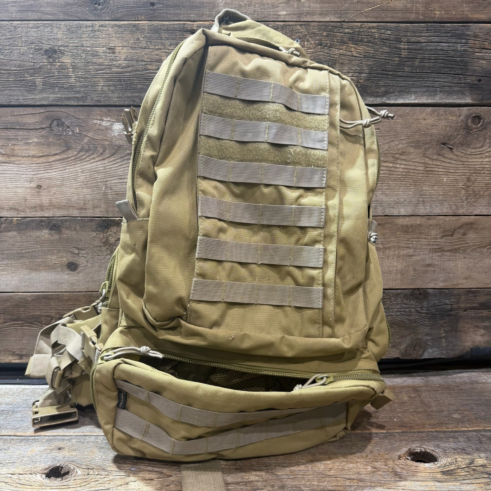 Military Tactical Backpack, Day Pack, Hiking Bag, 20.5"