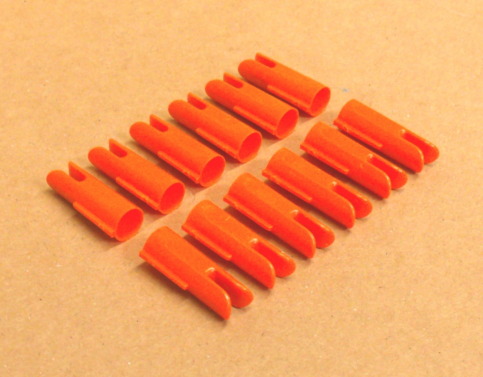 Original Bear Archery Mycro Nocks 1/4" Index Arrow Nocks - Orange - NOS Dozen
