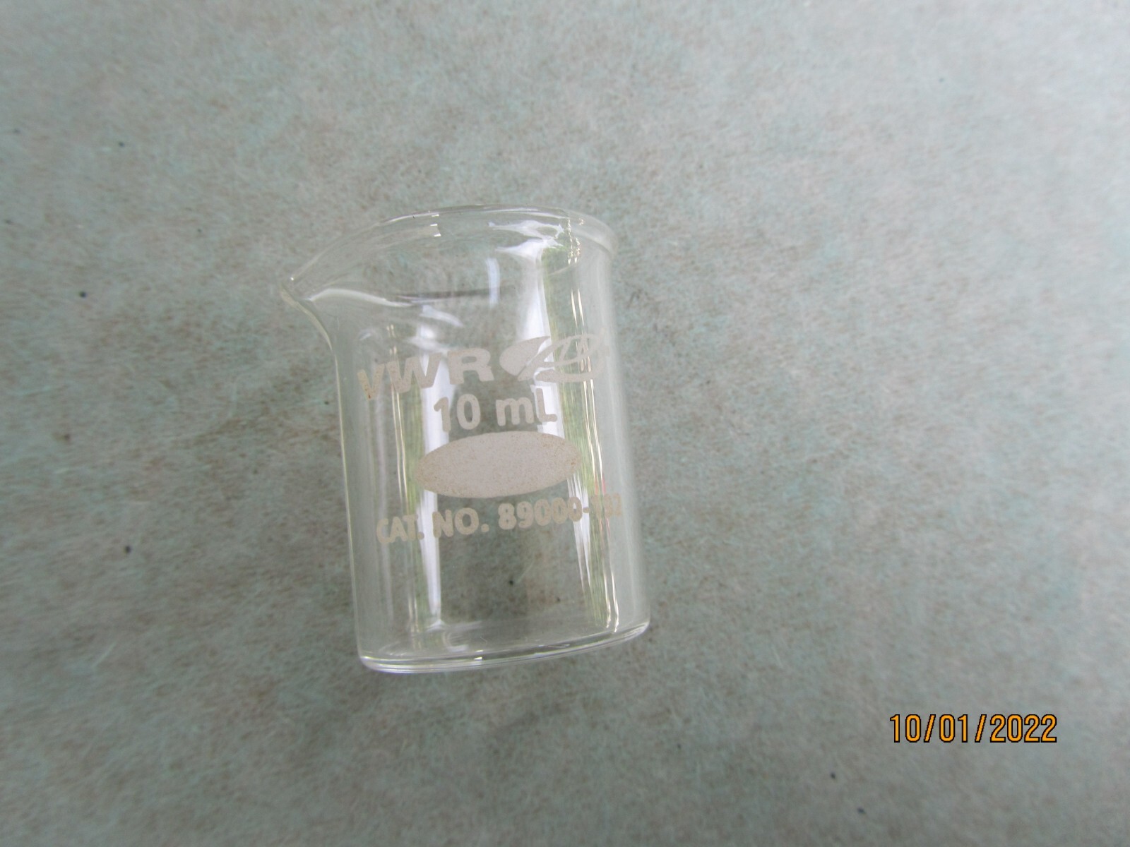 10 ml No 8900-192 Graduated Glass Beaker w/Spout Made by VWR