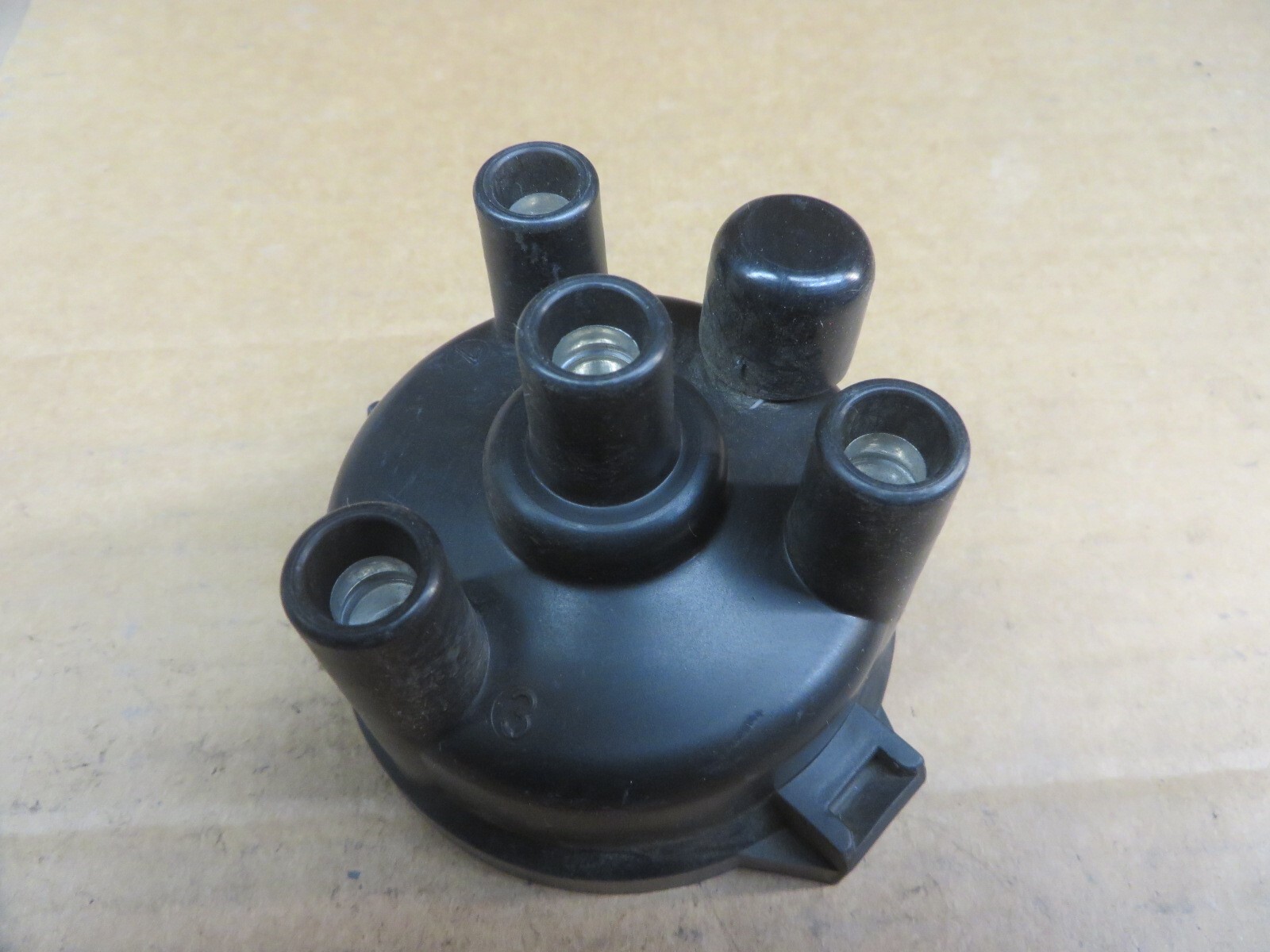 DISTRIBUTOR CAP # DR948 vintage new N O S SPRINT FIREFLY FORSA