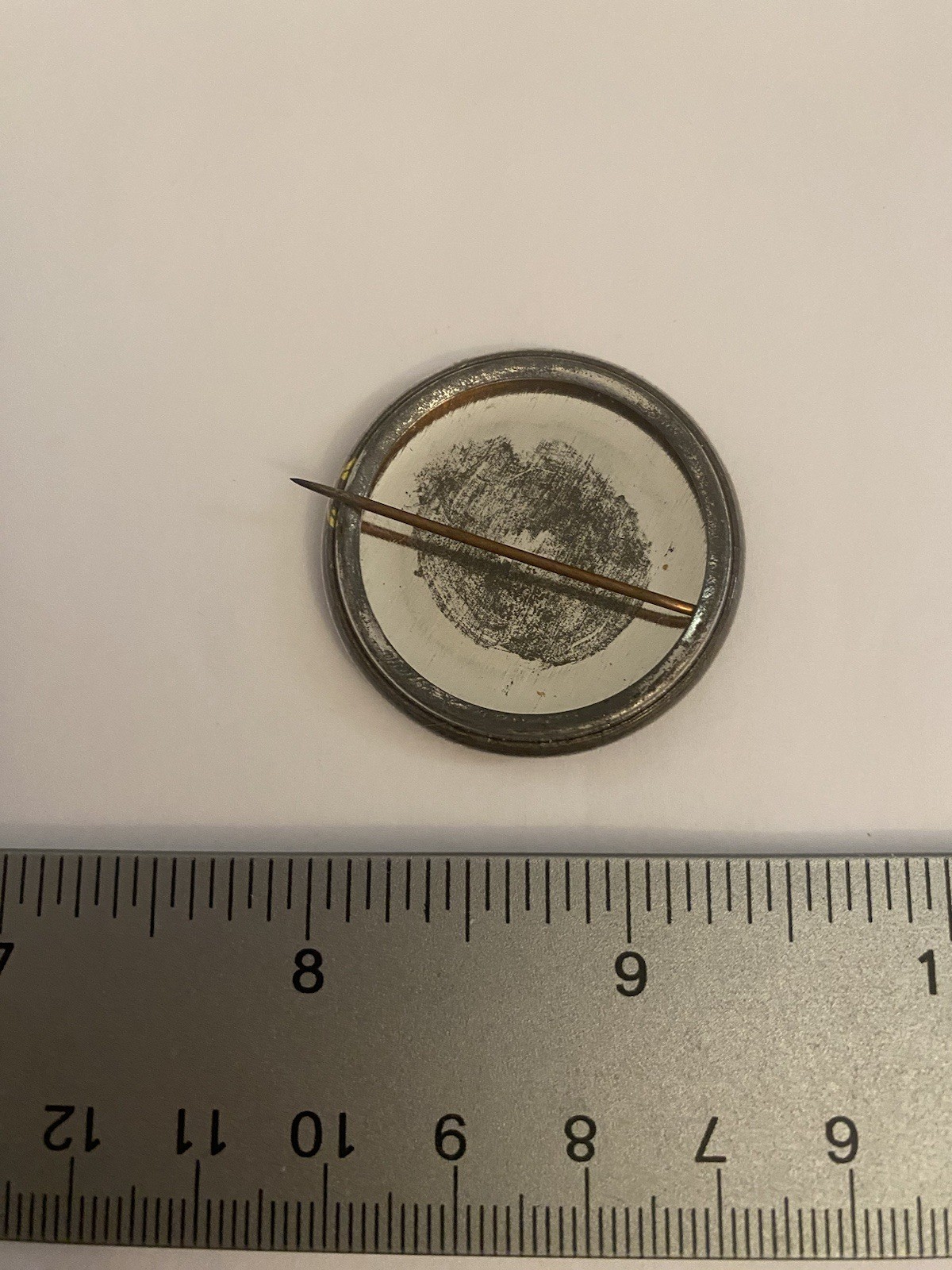 Finley Chicago Illinois Pin Back Button P195
