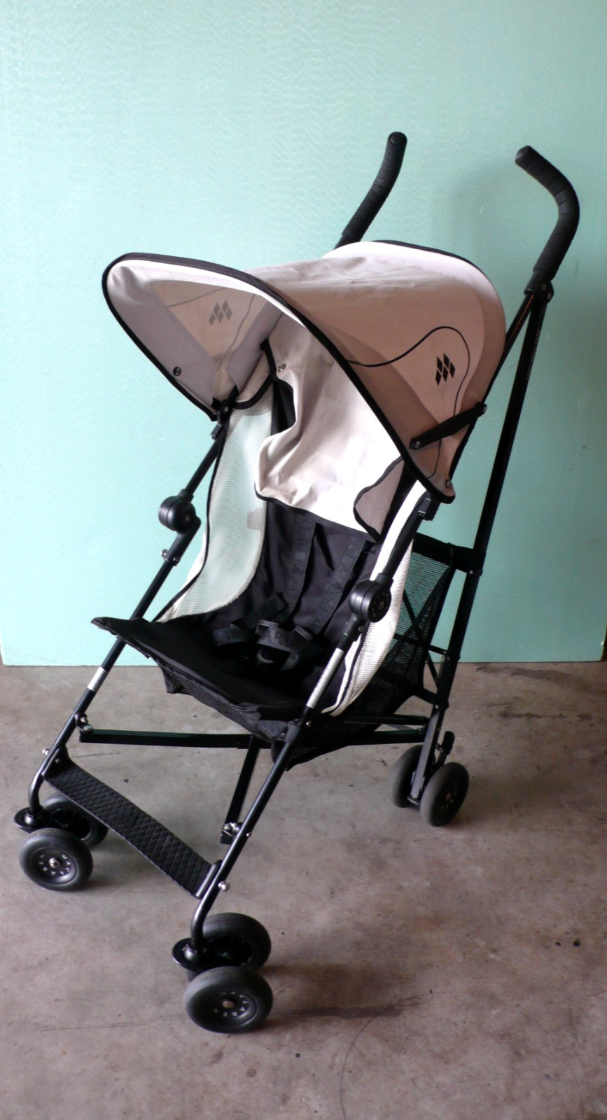 MACLAREN VOLO Stroller