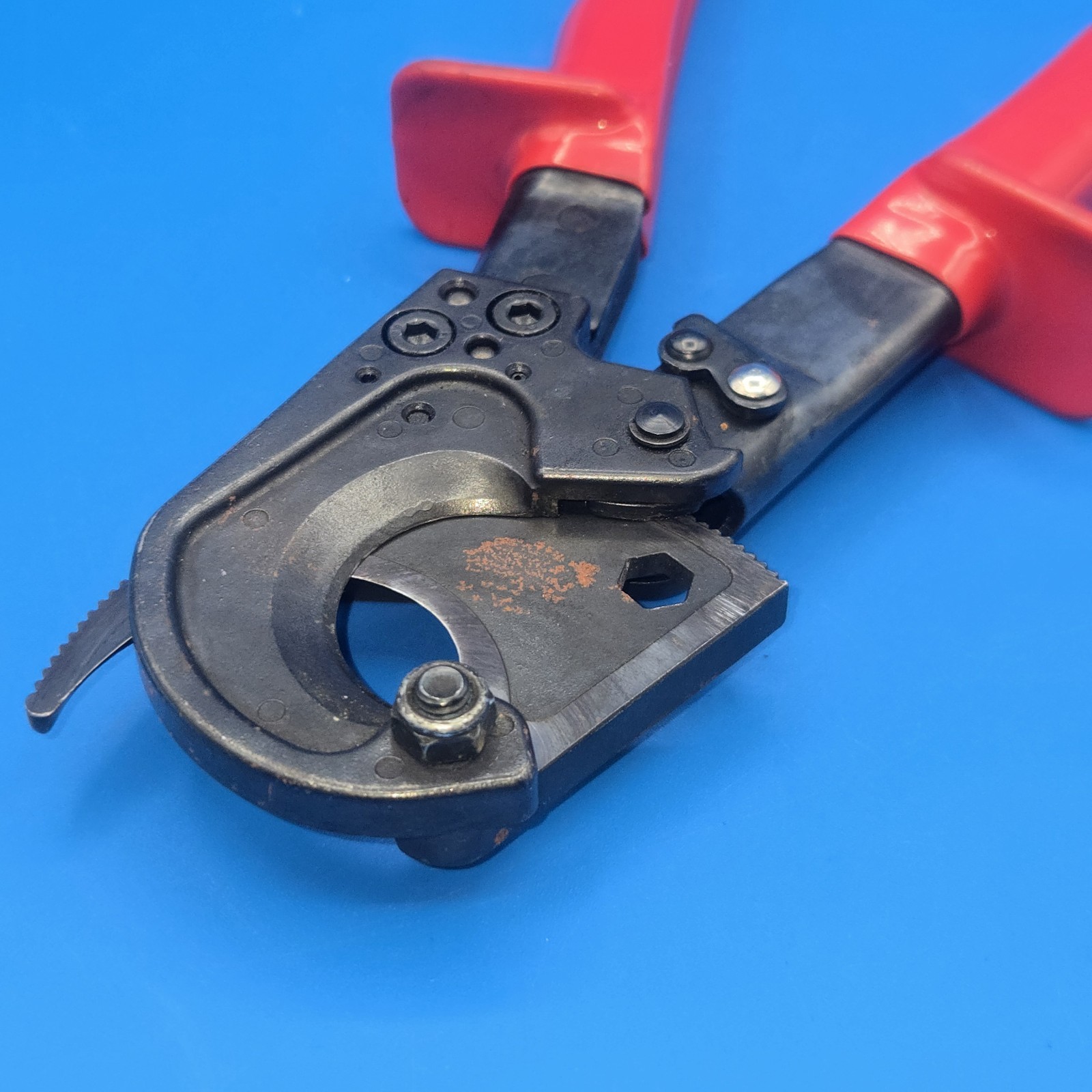 Klein Tools 63060 Ratcheting Cable Cutter Made in Germany