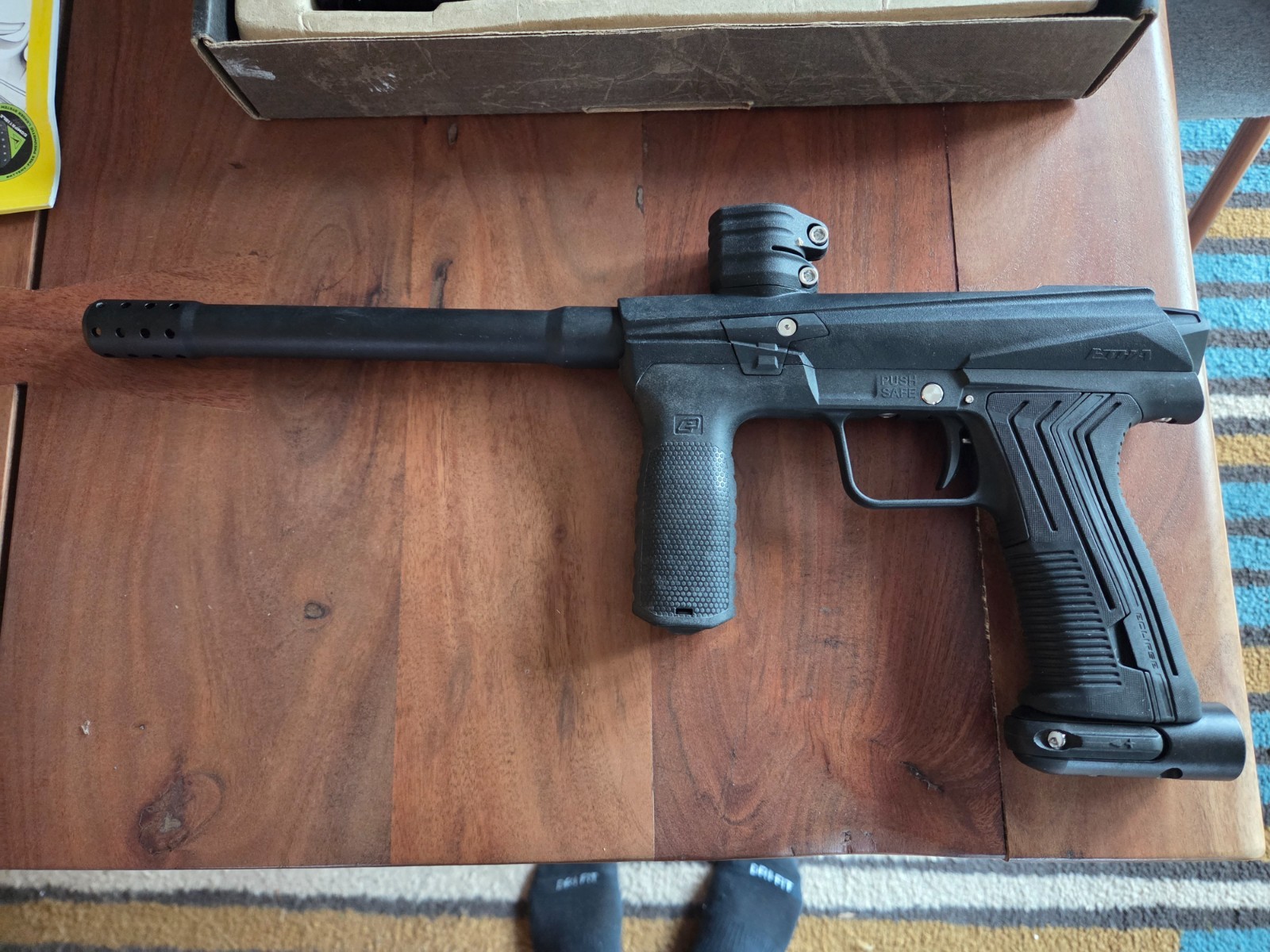 Planet Eclipse EMEK 100 Mechanical Paintball Marker - Black