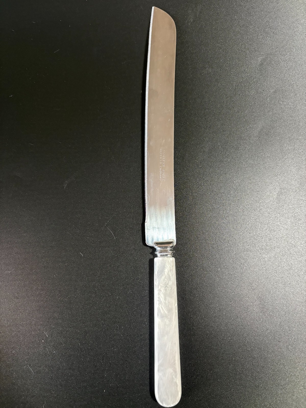 SHEFFIELD ENGLAND FAUX PEARL AND STAINLESS-STEEL KNIFE WEDDING / SERVING /CAKE