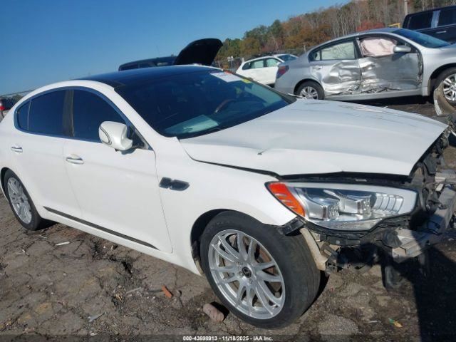 K900 2015 Glove Box 5028341