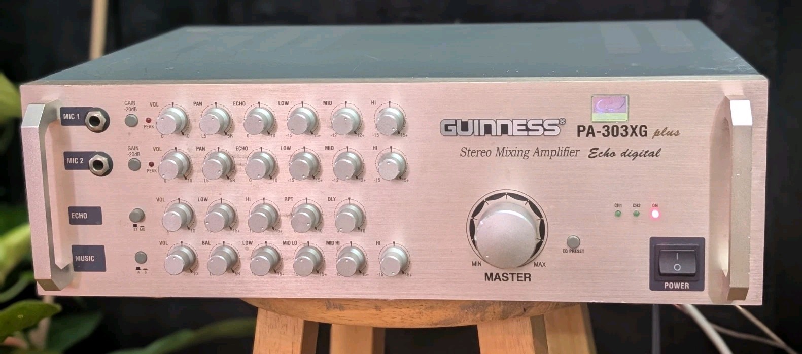 GUINNESS PA-303XG Plus Mixer, Karaoke Mixing Pre Amplifier Tested Works Great