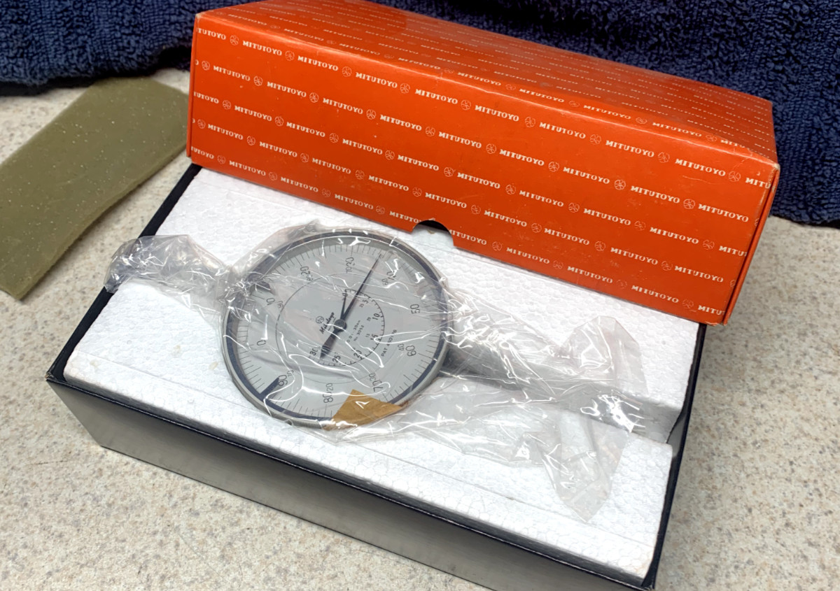 Machinist Tool: Mitutoyo 0-100mm Dial Indicator (NOS) 3052E