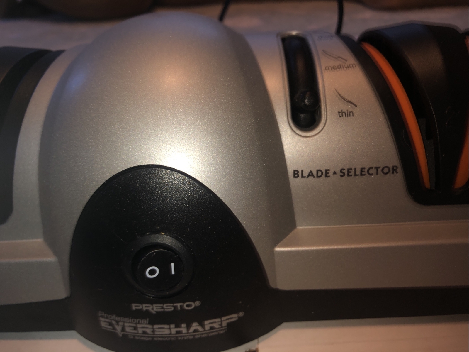Presto Model 0881002 Professional Eversharp 3 Stage Electric Knife Sharpener