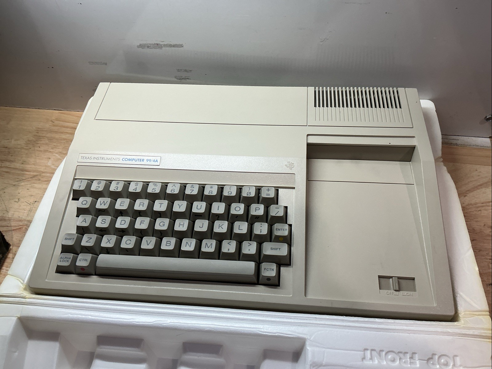 VINTAGE Texas Instruments TI 99/4A Home Computer In Original Box
