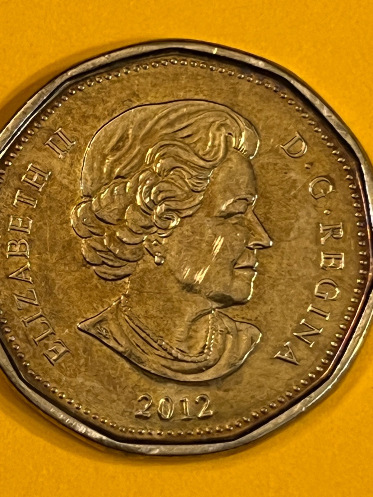 COIN CANADA 2012 DOLLAR FREE SHIPPING